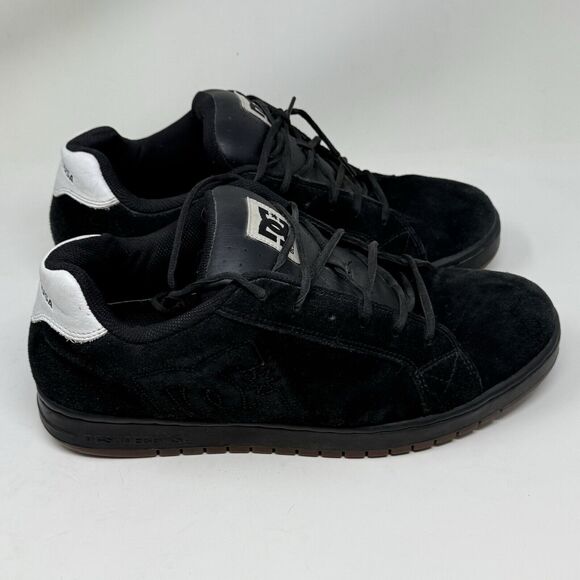 DC Court Model Skate Shoes Mens 13 Black Suede Skateboarding Grunge Fat Tongue - Picture 3 of 16